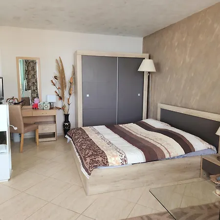 Grand Midia Resort, Sky Level Apartment